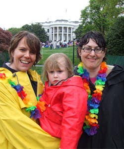 Un nuevo estudio sobre Homosexualidad y familia