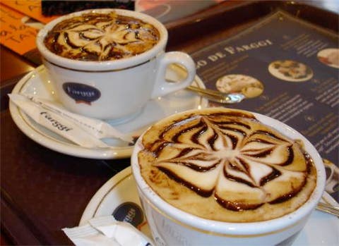 Gracias por los caf&eacute;s