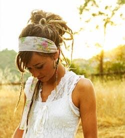 Beth interpretar&aacute; una lesbiana en LALOLA