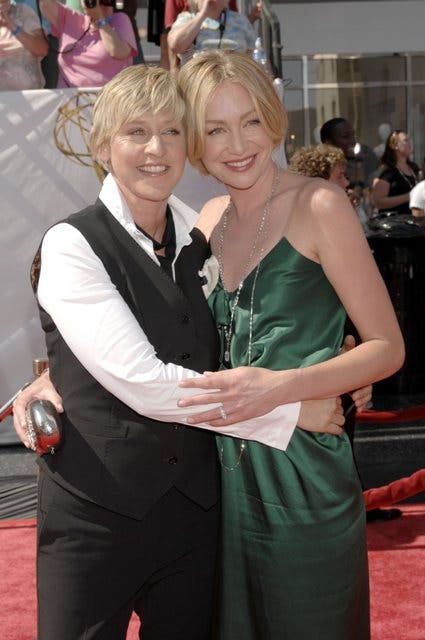 ellen-degeneres-and-portia-de-rossi-620