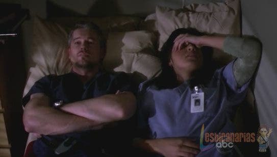 Callie y Mark descansando