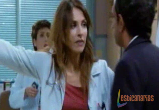 Hospital Central 18x14-07 Maca y Esther