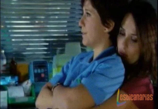 Hospital Central 18x14-11 Maca y Esther