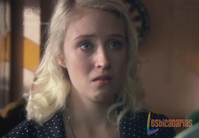 Naomily4x01-07 Naomy y Emily Skins cuarta temporada