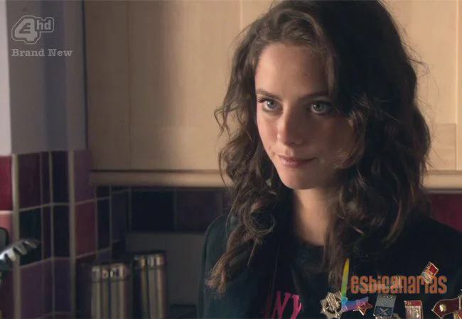 Naomily4x01-08 Naomy y Emily Skins cuarta temporada