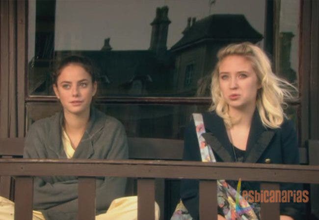 Naomily 4x07-03 Naomi y Effy Skins