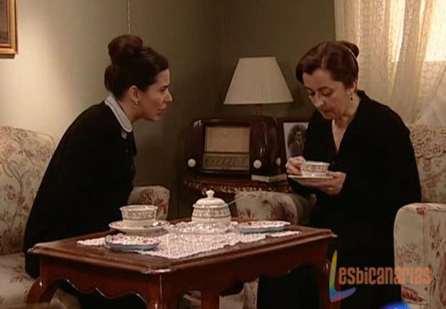 AnayTeresa1x03-02 Ana y Teresa Amar en Tiempos Revueltos