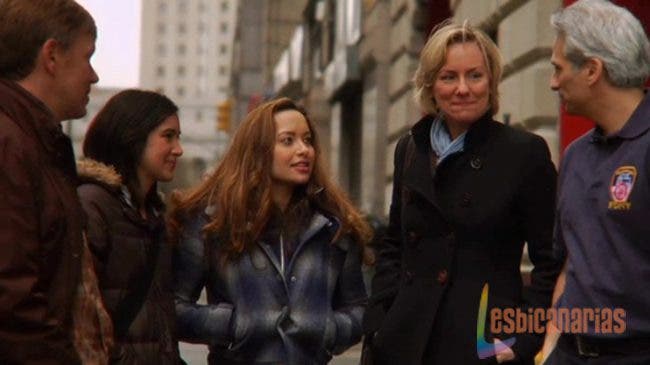 Anyone But Me resumen de episodio 2×09 «Private Rooms and Public Spaces»