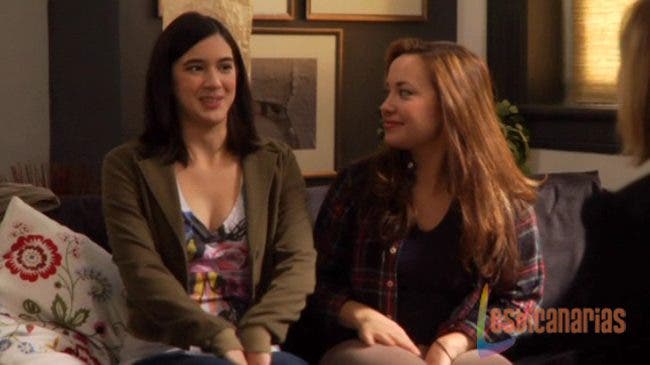 AnyoneButMe2x09-06 Vivian y Aster Anyone But Me