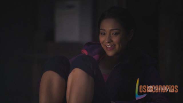 Pretty Little Liars 1x01-02