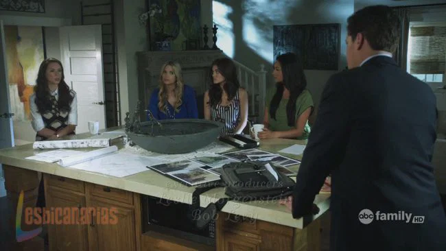 Pretty Little Liars 1x08-3