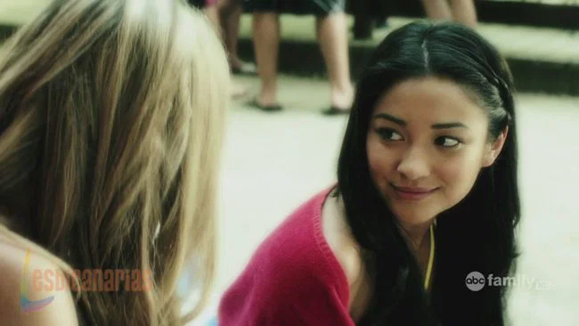 Pretty Little Liars 1x08-8