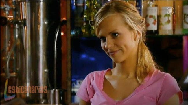 Miriam y Rebecca 2-02