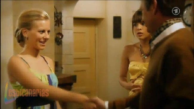 Miriam y Rebecca 2-09