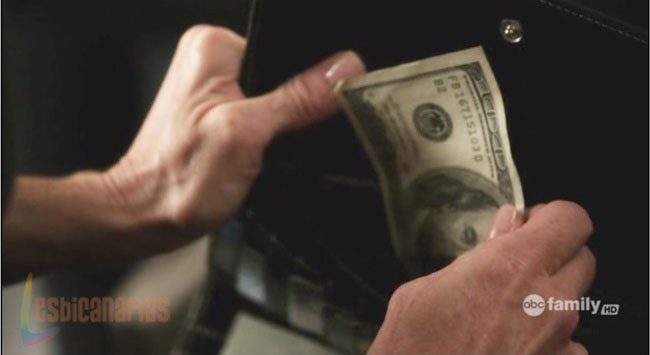 Pretty Little Liars 1x11-02