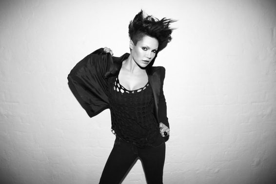 Sarah McLeod tambi&eacute;n se une al club