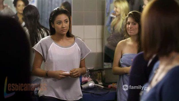 Pretty Little Liars 1x15-03