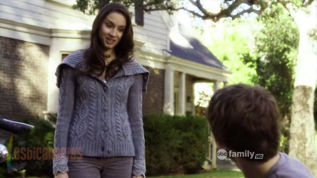 Pretty Little Liars 1x21-06