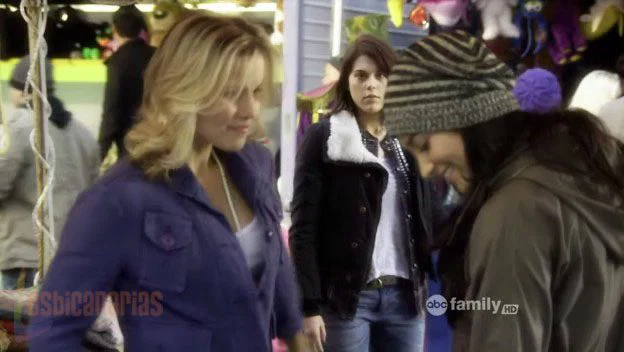 Pretty Little Liars 1x21-10