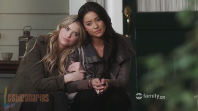 Pretty Little Liars 1x22-05