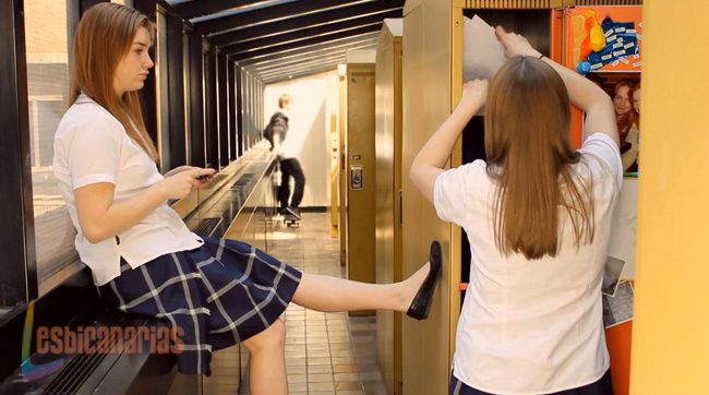 Out With Dad resumen de episodio 1&times;03 &laquo;Movie night with dad&raquo;