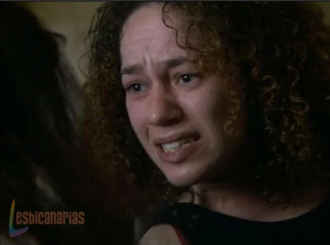 Bad Girls 1x06-04
