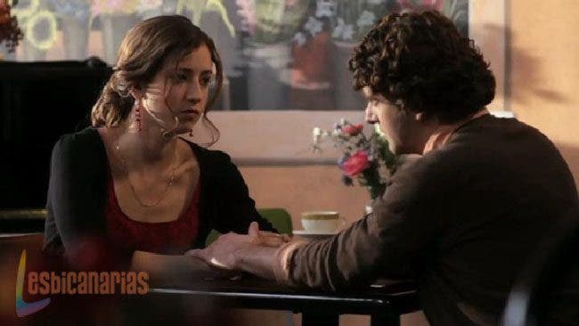 Anyone But Me 3x04-02