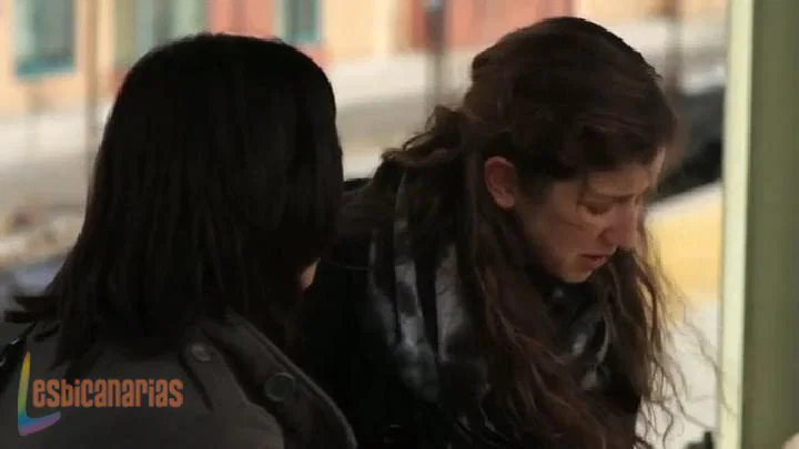 AnyoneButMe 3x05-03