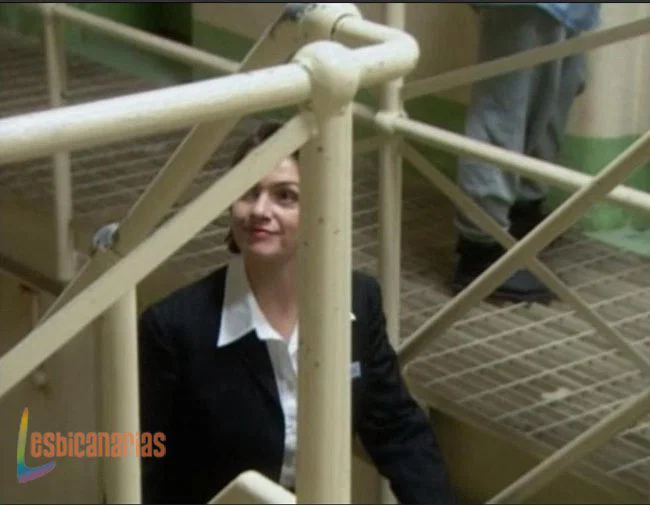 Bad Girls 1x07-06