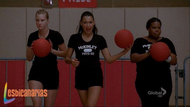 Brittany y Santana 3x06-02