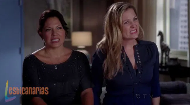 Callie y Arizona con cara de circunstancia