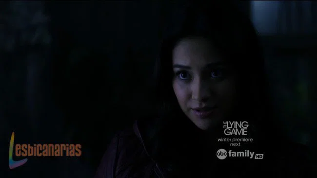 Pretty Little Liars 2x14-04