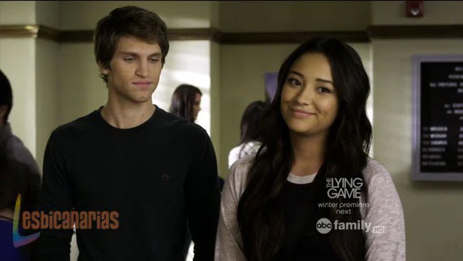 Pretty Little Liars 2x14-05