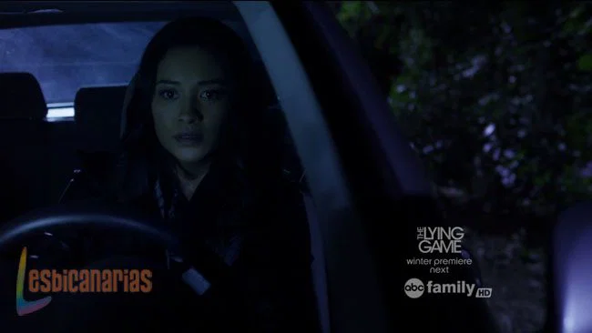 Pretty Little Liars 2x14-06