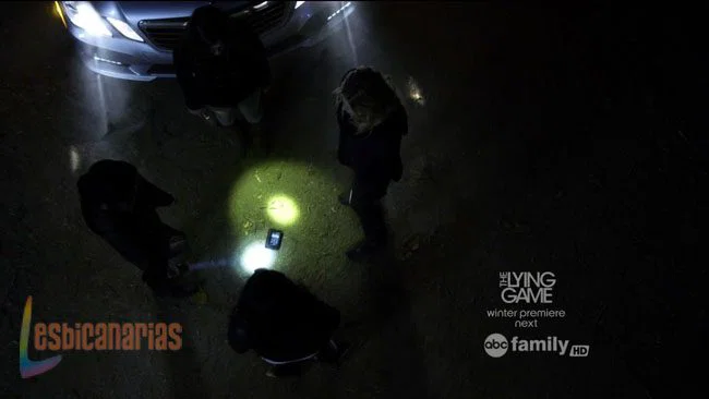 Pretty Little Liars 2x14-08
