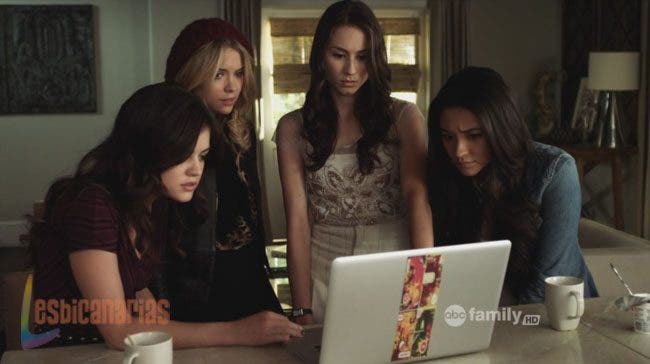 Pretty Little Liars 2x17-01