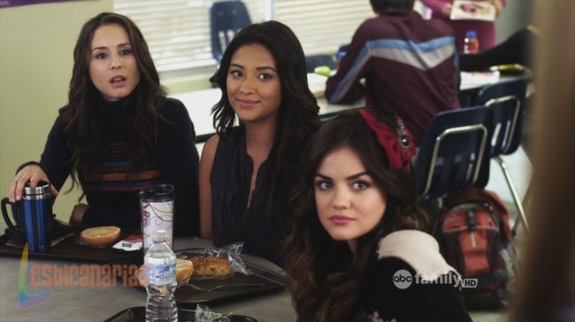 Pretty Little Liars 2x18-02