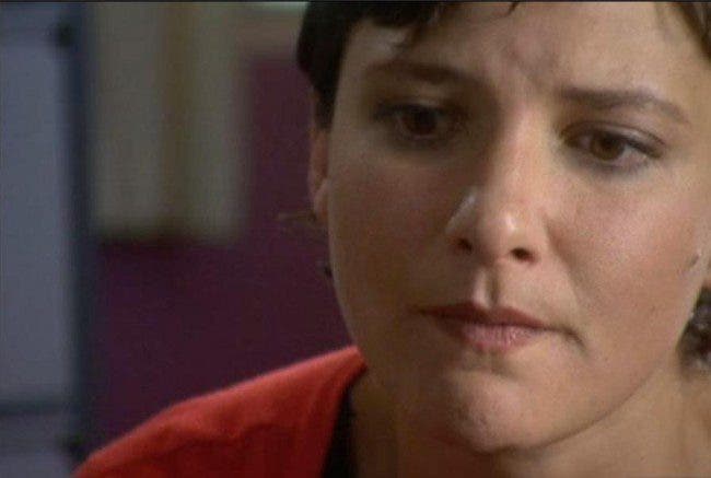 bd 2x01 nikki triste