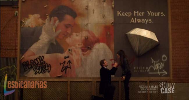 Lost Girl 2x18-04