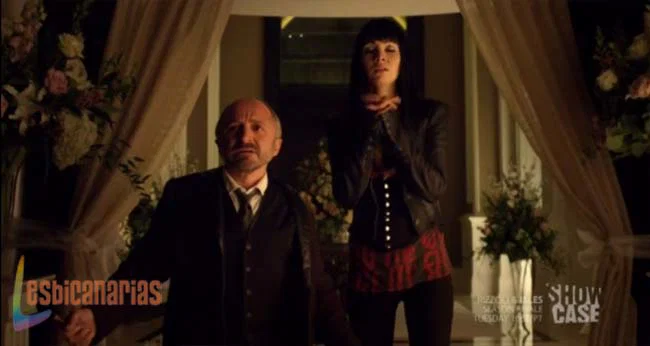 Lost Girl 2x18-07