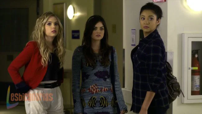 Pretty Little Liars 2x23-06