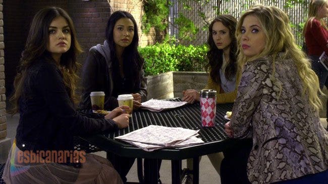 Pretty Little Liars 2x24-02