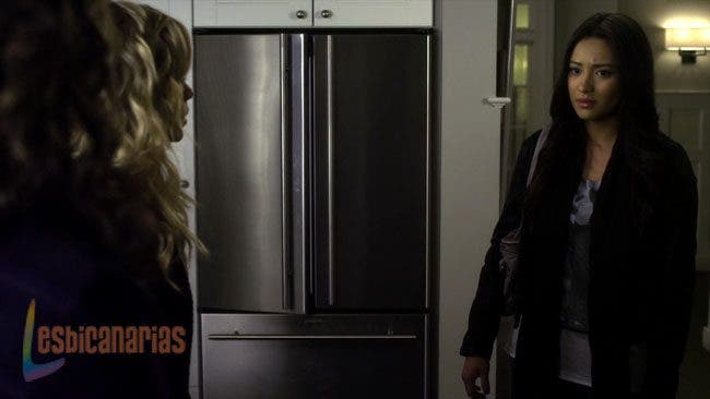 Pretty Little Liars 2x24-07