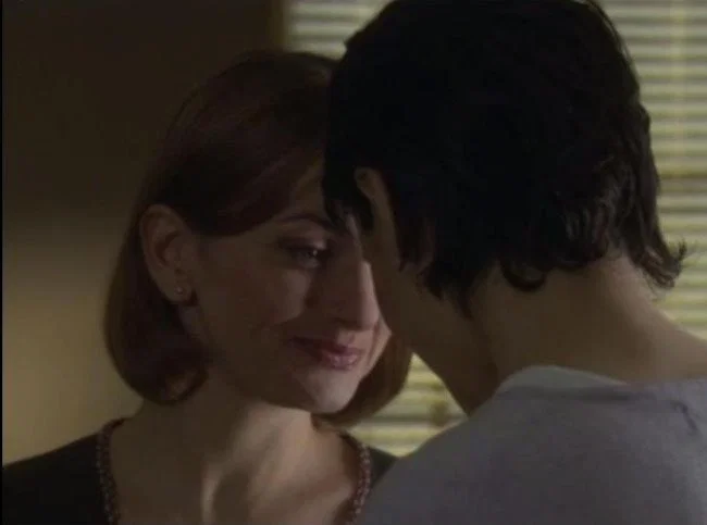 BG 2x11 Helen y Nikki cerquita