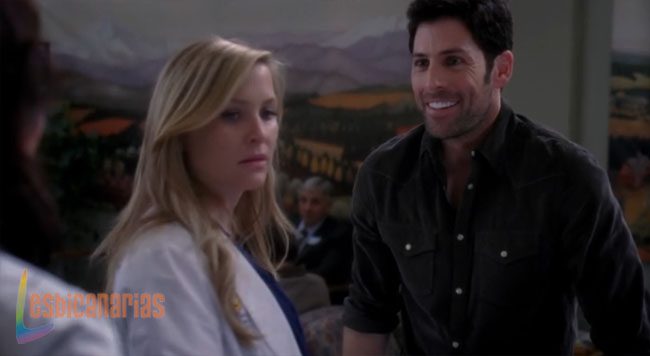 Callie y Arizona 8x22-02