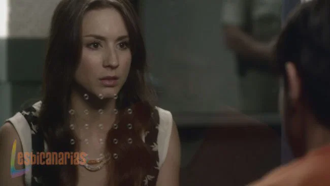 Pretty Little Liars 3x02-08