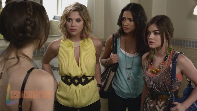 Pretty Little Liars 3x02-10