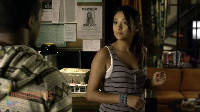 Pretty Little Liars 3x04-03