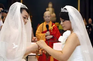 Boda lésbico budista en Taiwán Intercambio