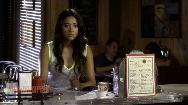 Pretty Little Liars 3x06-03